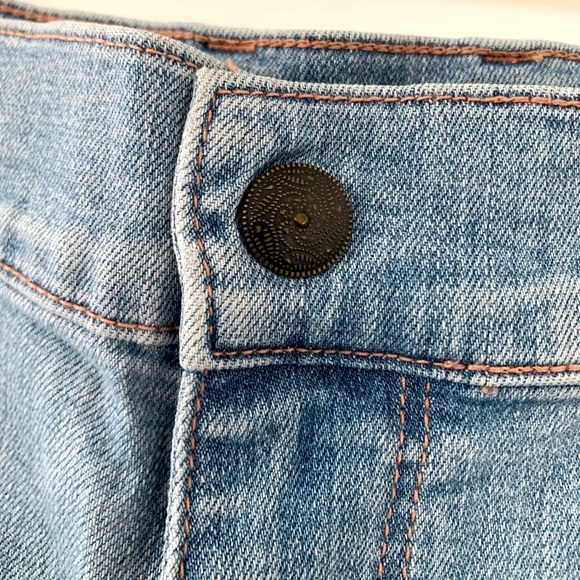 MOVING SALE | Women’s Urban Outfitters BDG Cropped Wide Leg Jeans, Size 31 - Picture 2 of 6